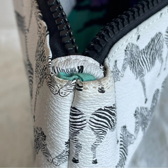 Nila Anthony Zebra Print Clutch. - Picture 10 of 13